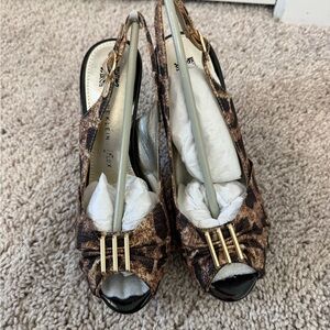Anne Klein Brown Leopard Slingback Peep-Toe Heels